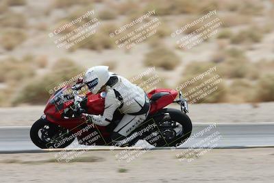 media/May-05-2025-Moto Forza (Mon) [[3c1838c5e5]]/2-B Group/Session 3 (Panning Test Turn 14 Inside)/
